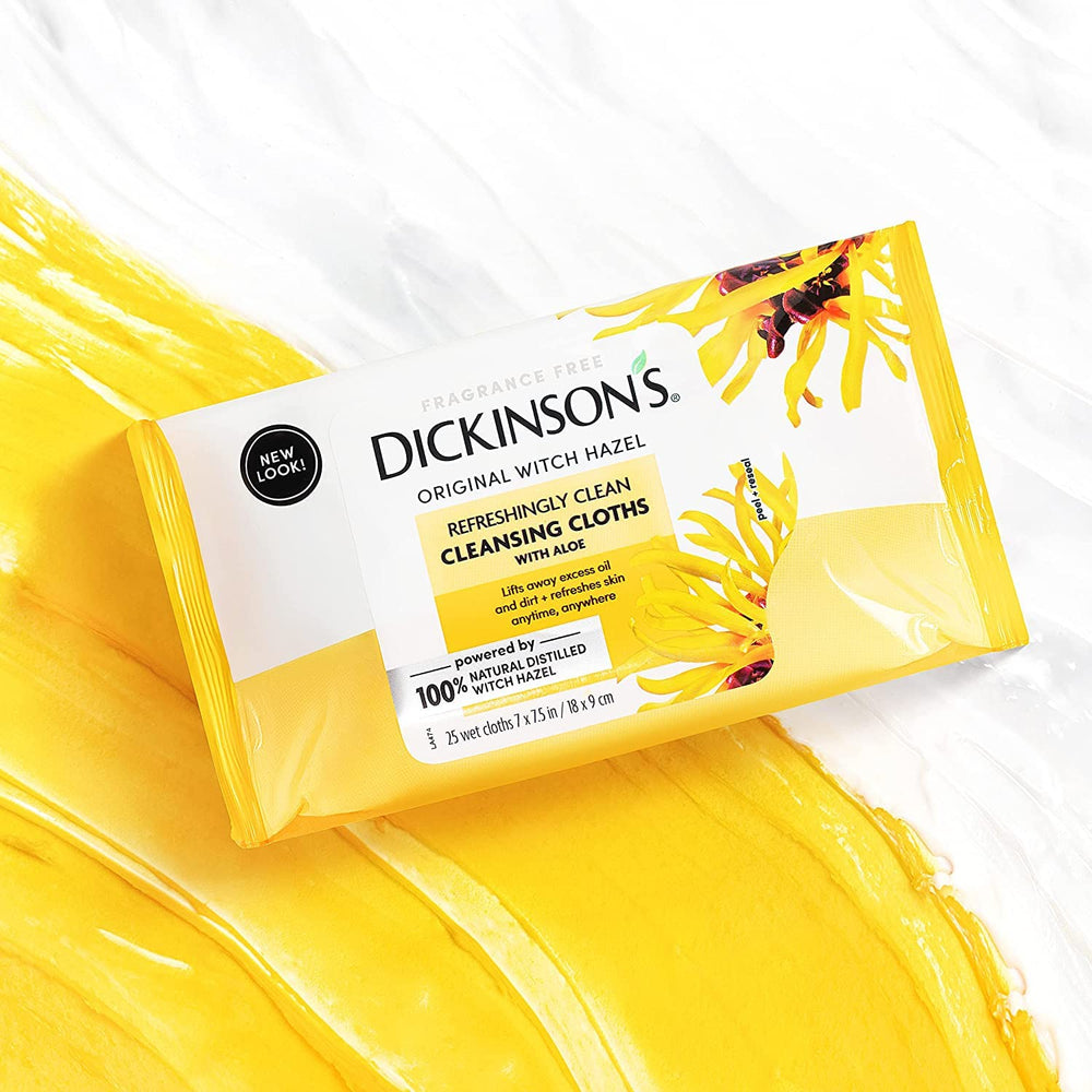 Dickinson's toallita en uso sobre el rostro mostrando desmaquillado fácil