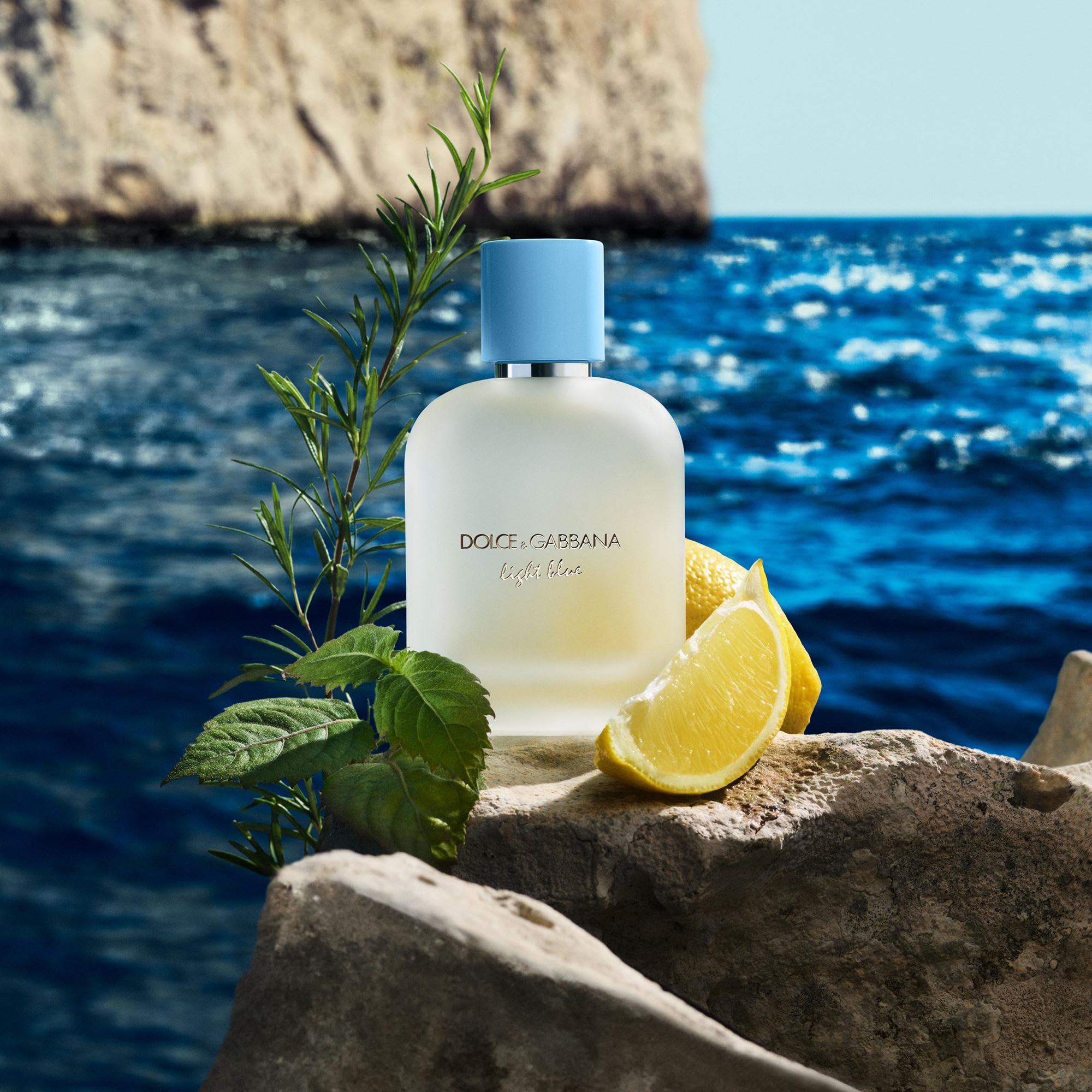 Dolce&Gabbana Light Blue cap and spray nozzle ready for controlled application
