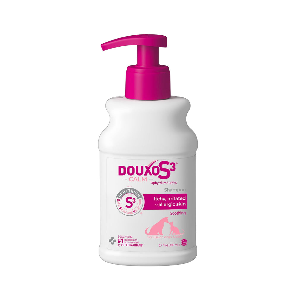 Douxo envase frontal mostrando el diseño y beneficio para piel sensible