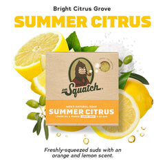 Dr. Squatch espuma cremosa en primer plano que indica limpieza suave