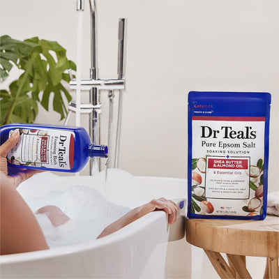 Dr Teal's burbujas de baño en primer plano que aportan limpieza suave