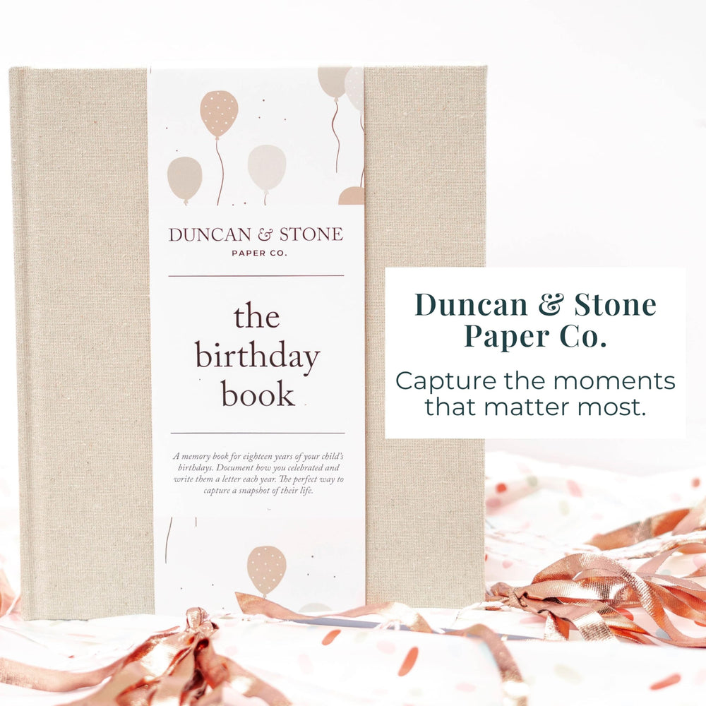 DUNCAN & STONE PAPER CO. montaje de fotografías para documentar cumpleaños