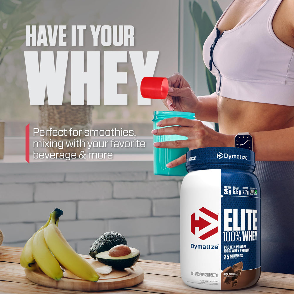 Dymatize batido de chocolate mezclado con avena para desayuno proteico