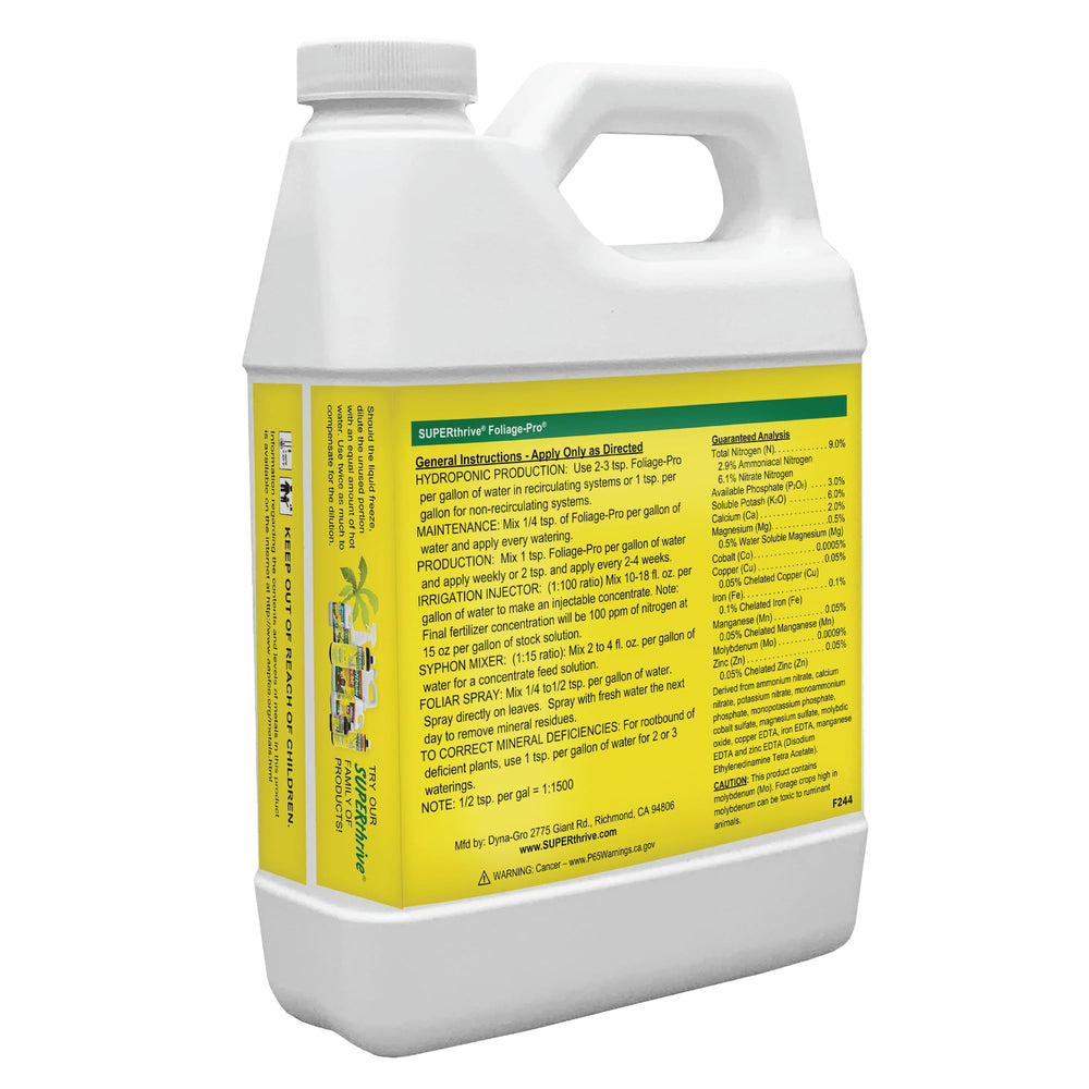 Dyna-Gro detalle de etiqueta con instrucciones legibles y comparación de nutrientes