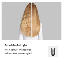 Dyson Airwrap en uso con barril Coanda creando rizos definidos y naturales