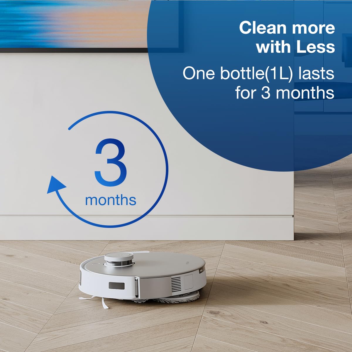 ECOVACS botella 1L junto a objetos para apreciar tamaño y duración