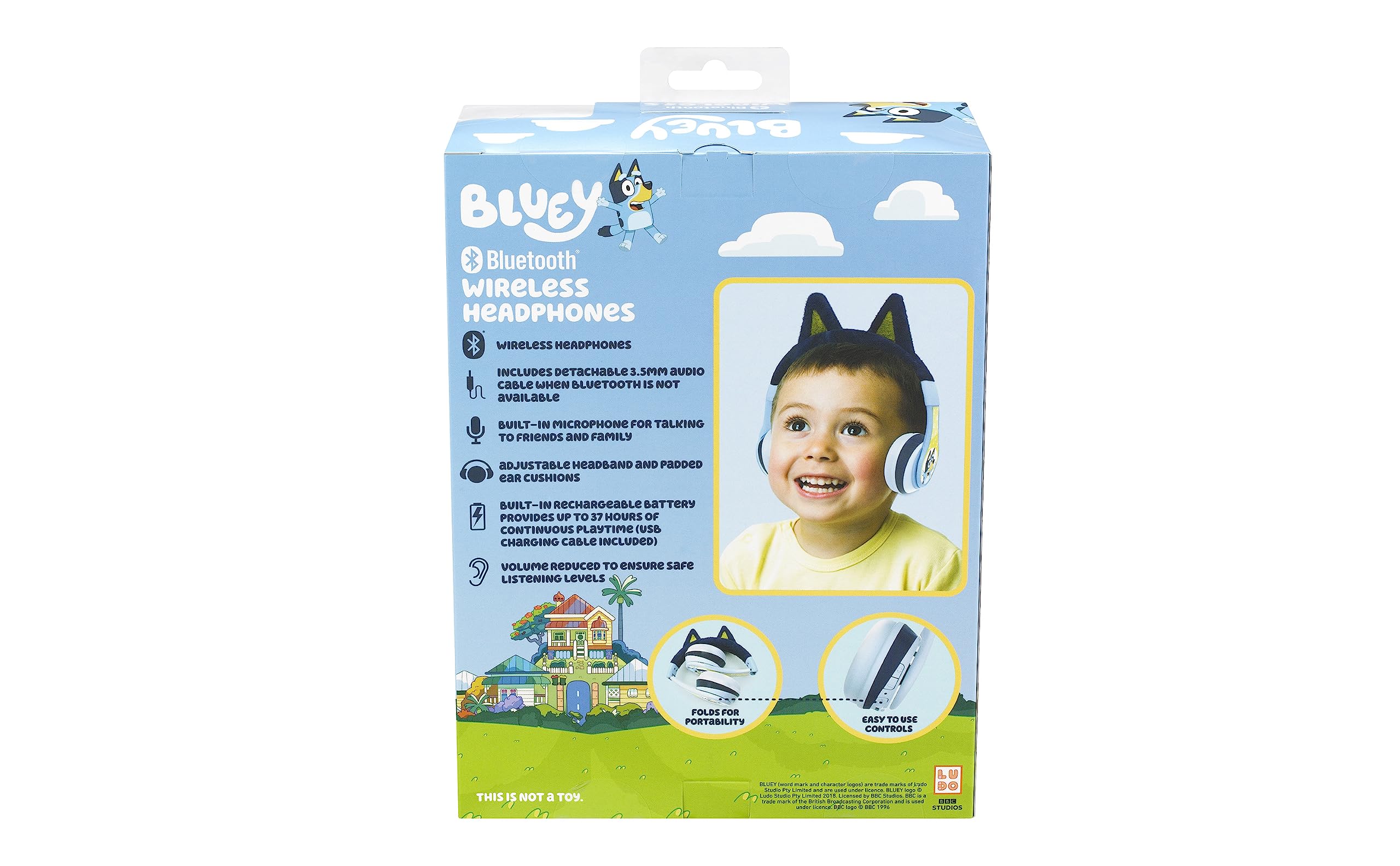 eKids Bluey tamaño en mano para comparar ajuste infantil y portabilidad