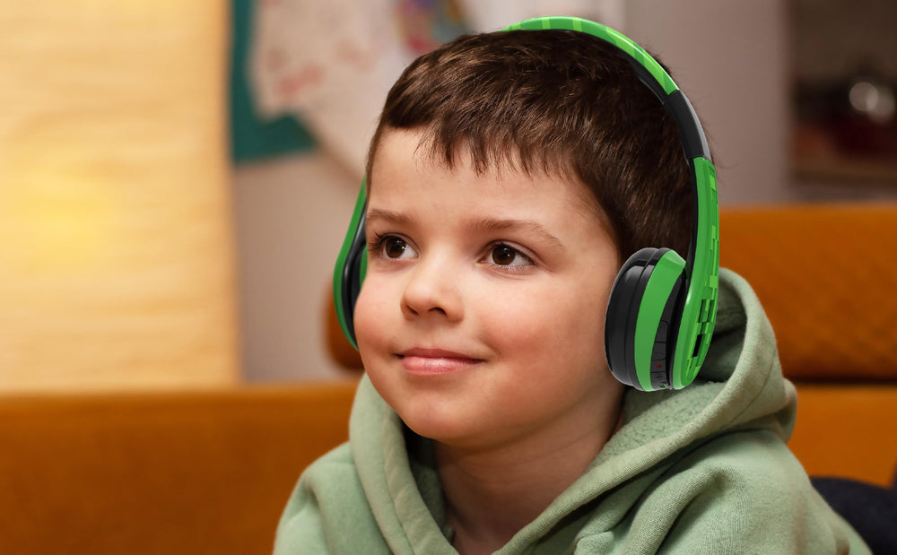 eKids diadema ajustable mostrada, ajuste personalizado cómodo