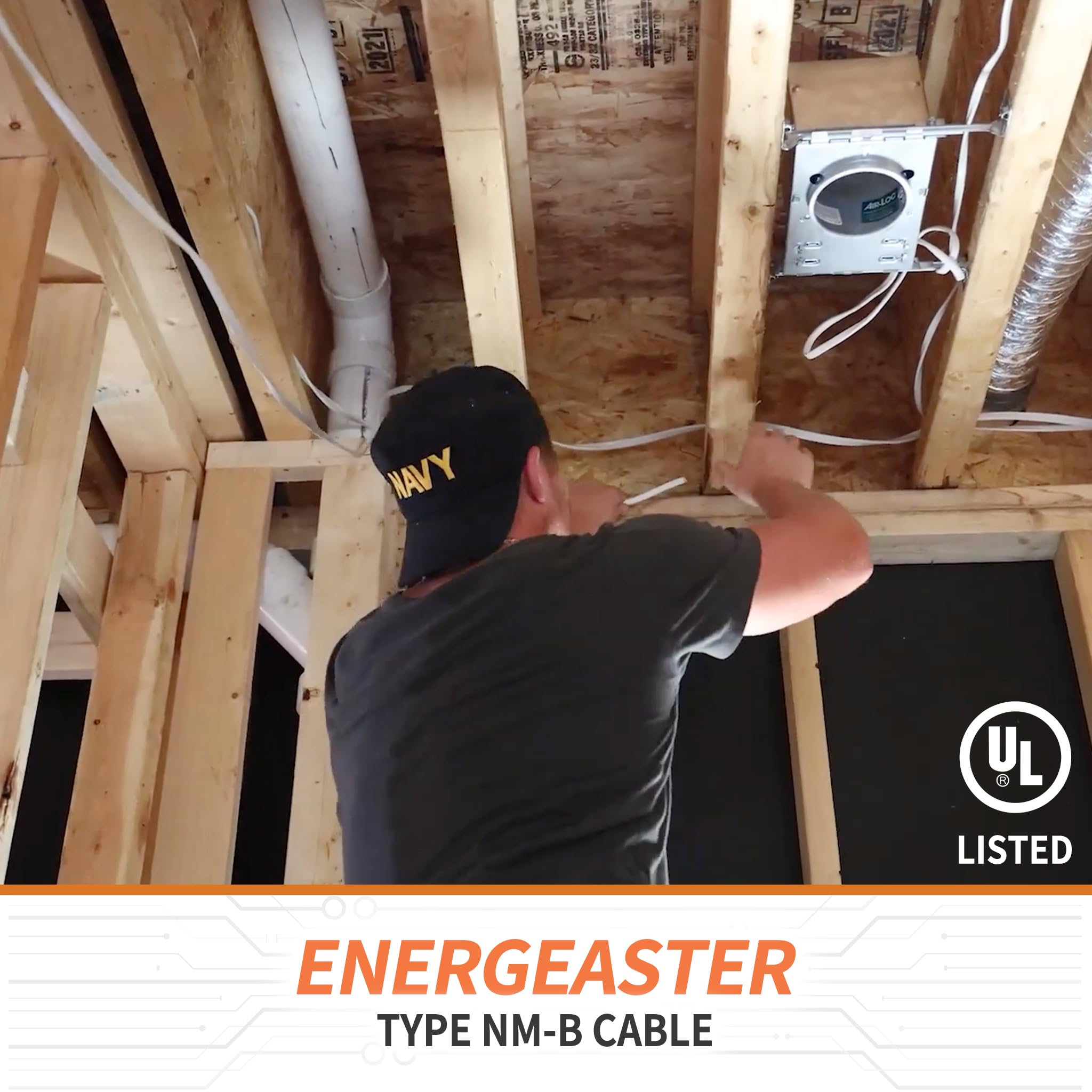 energeaster cable en uso durante instalación en pared doméstica segura