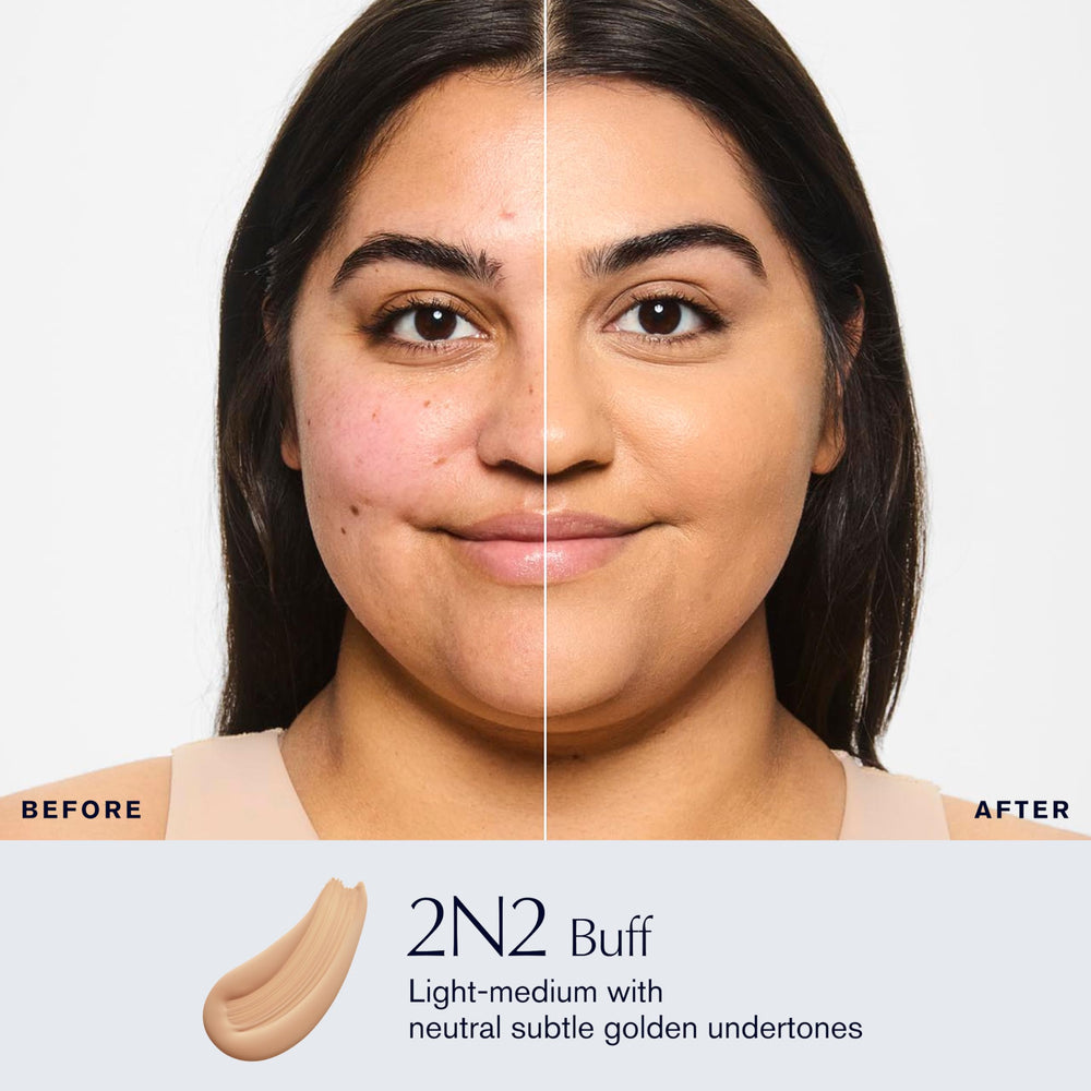 Estée Lauder textura en gota Double Wear resaltando cobertura ligera