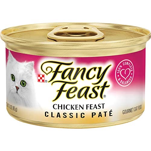 Fancy Feast etiqueta nutricional clara con información equilibrada