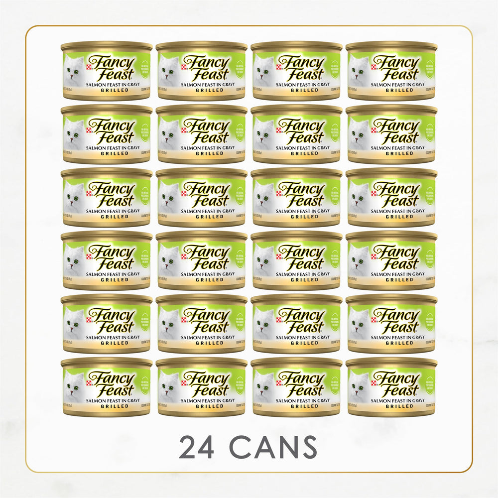 Fancy Feast etiqueta con lista de ingredientes y beneficios equilibrados