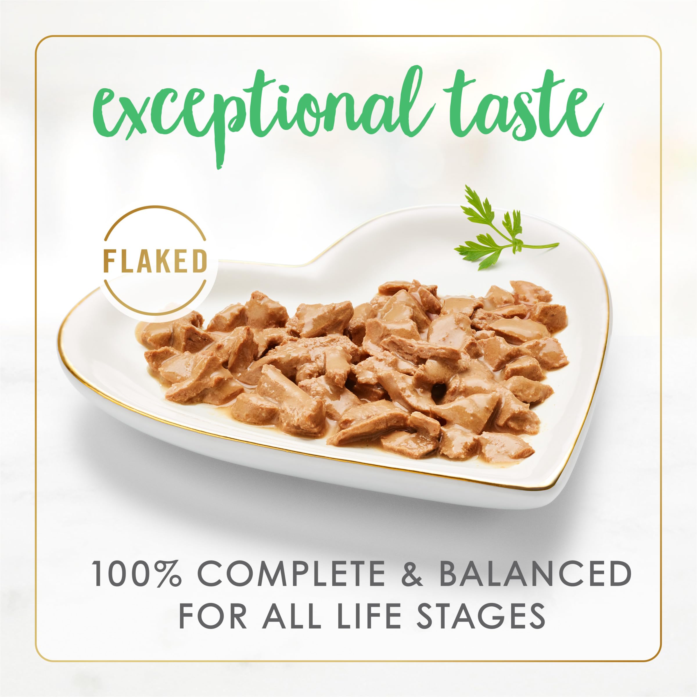 Fancy Feast lata abierta con trozos de pescado listos para servir