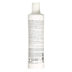 Fanola shampoo pump close-up demonstrating easy dispensing and control