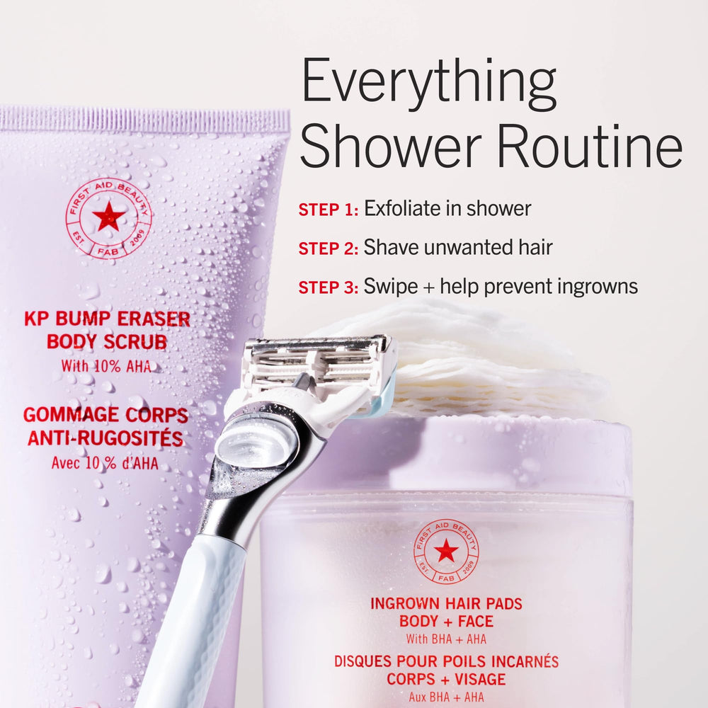 First Aid Beauty producto en ambiente de baño inspirado en rutina diaria