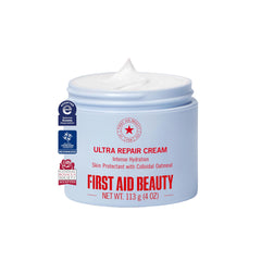 First Aid Beauty envase frontal mostrando la crema y beneficio hidratación