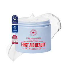 First Aid Beauty detalle de textura batida que muestra rápida absorción