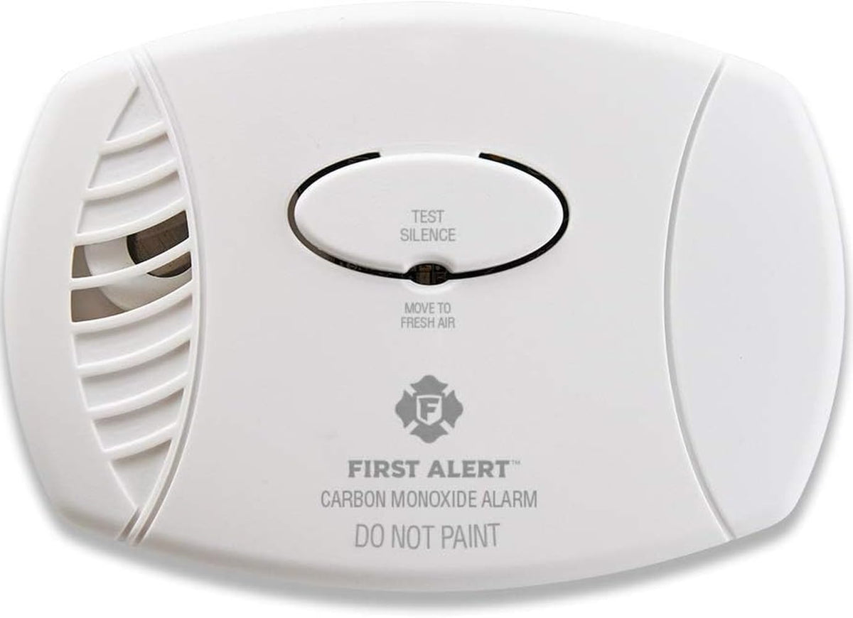First Alert CO605 front view showing clean design and quick installation benefit