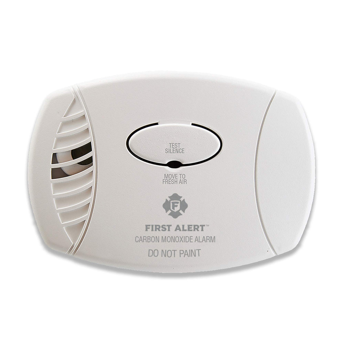 First Alert vista frontal del detector enchufable con alarma audible