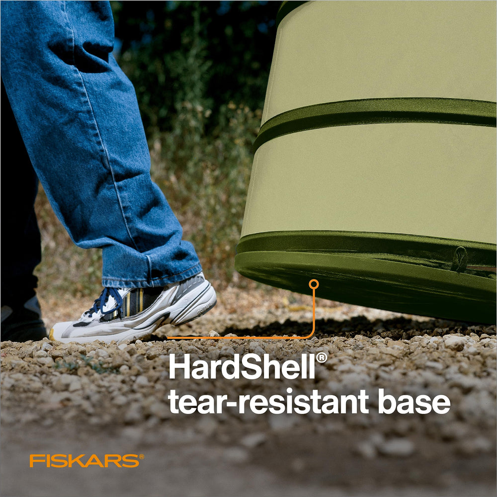Fiskars asas reforzadas en primer plano para transporte ergonómico y seguro