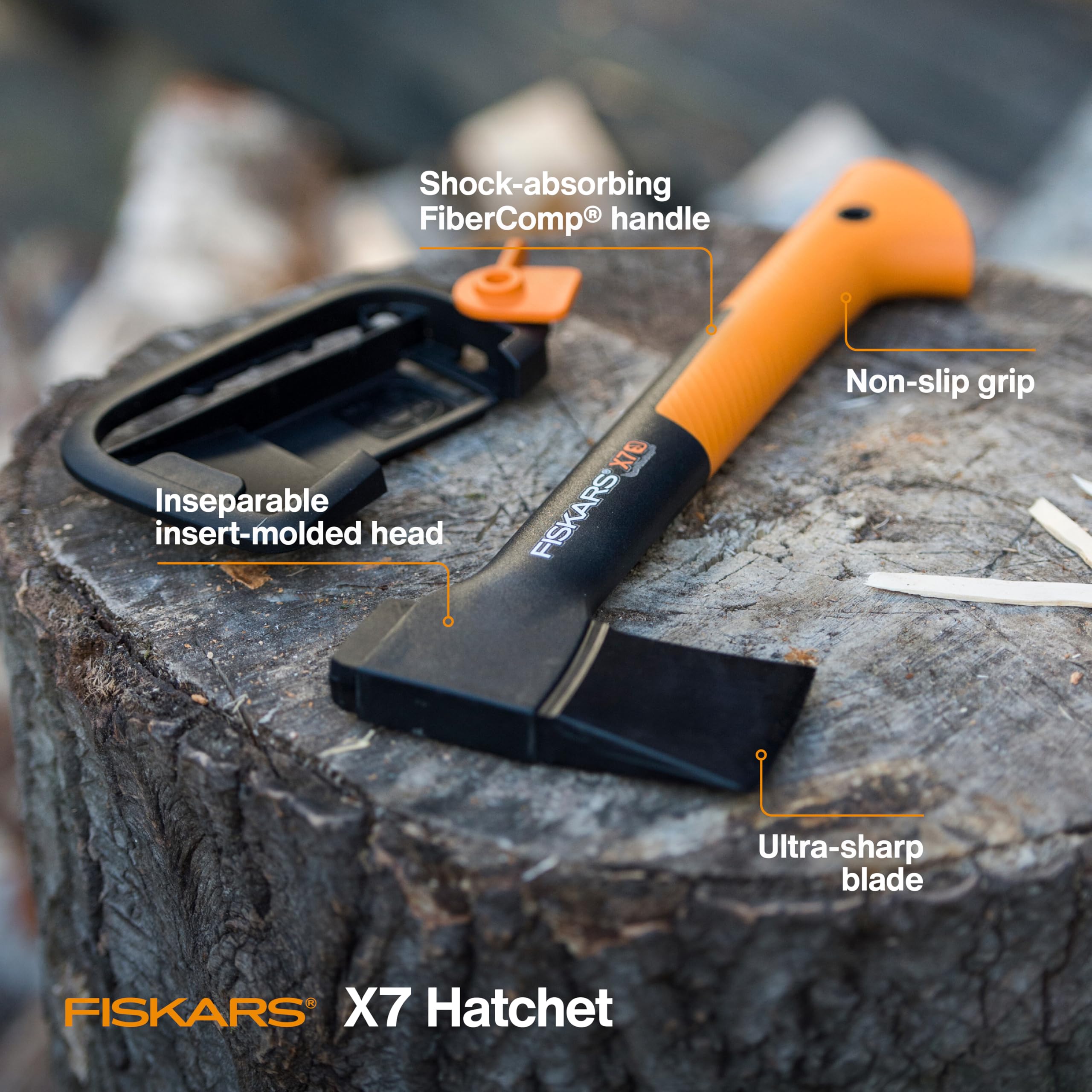 Fiskars X7 detalle de la hoja afilada que facilita cortes limpios