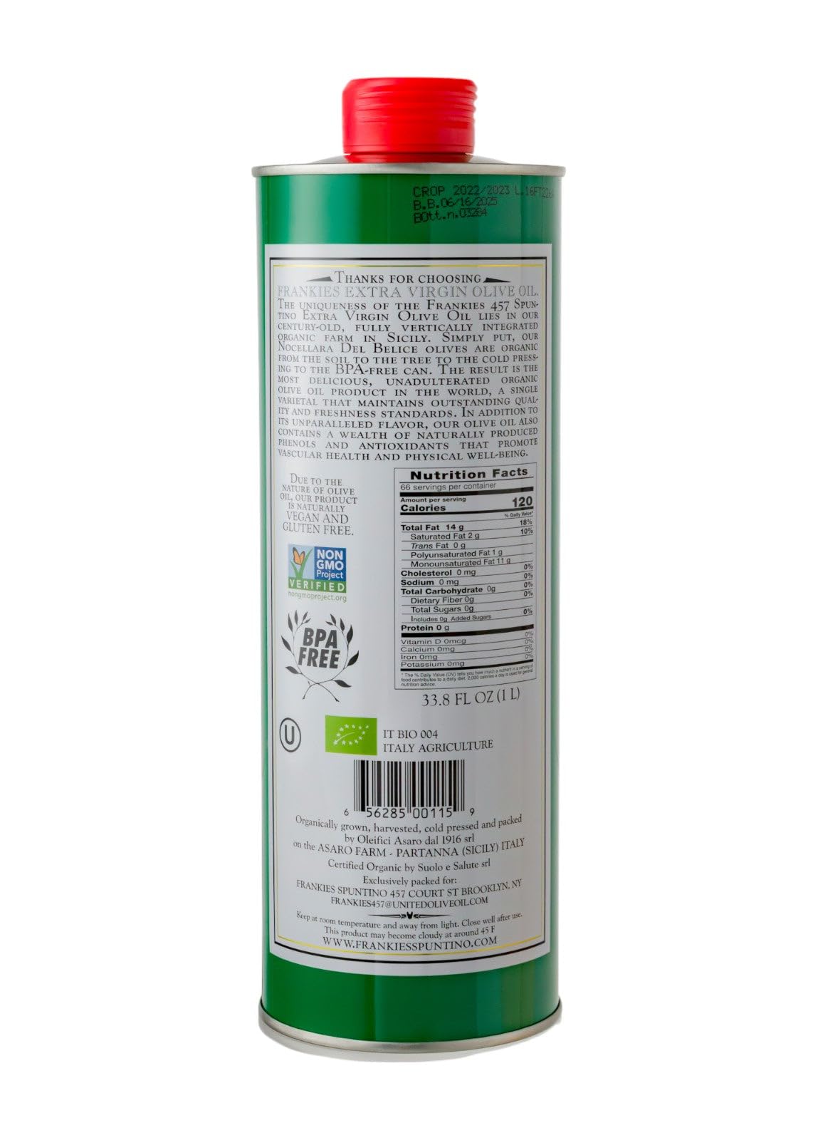 Frankies 457 primer plano del aceite vertiéndose resaltando frescura