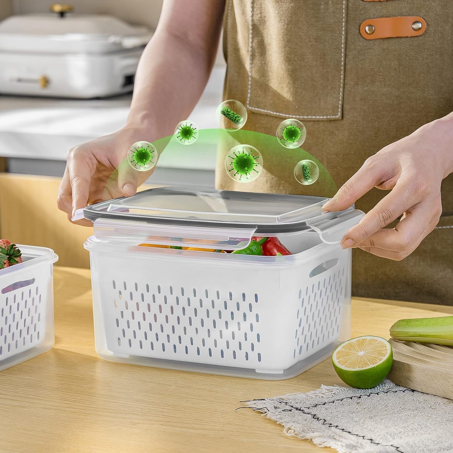 Freshmage cocina ordenada con contenedores mostrando ahorro de espacio