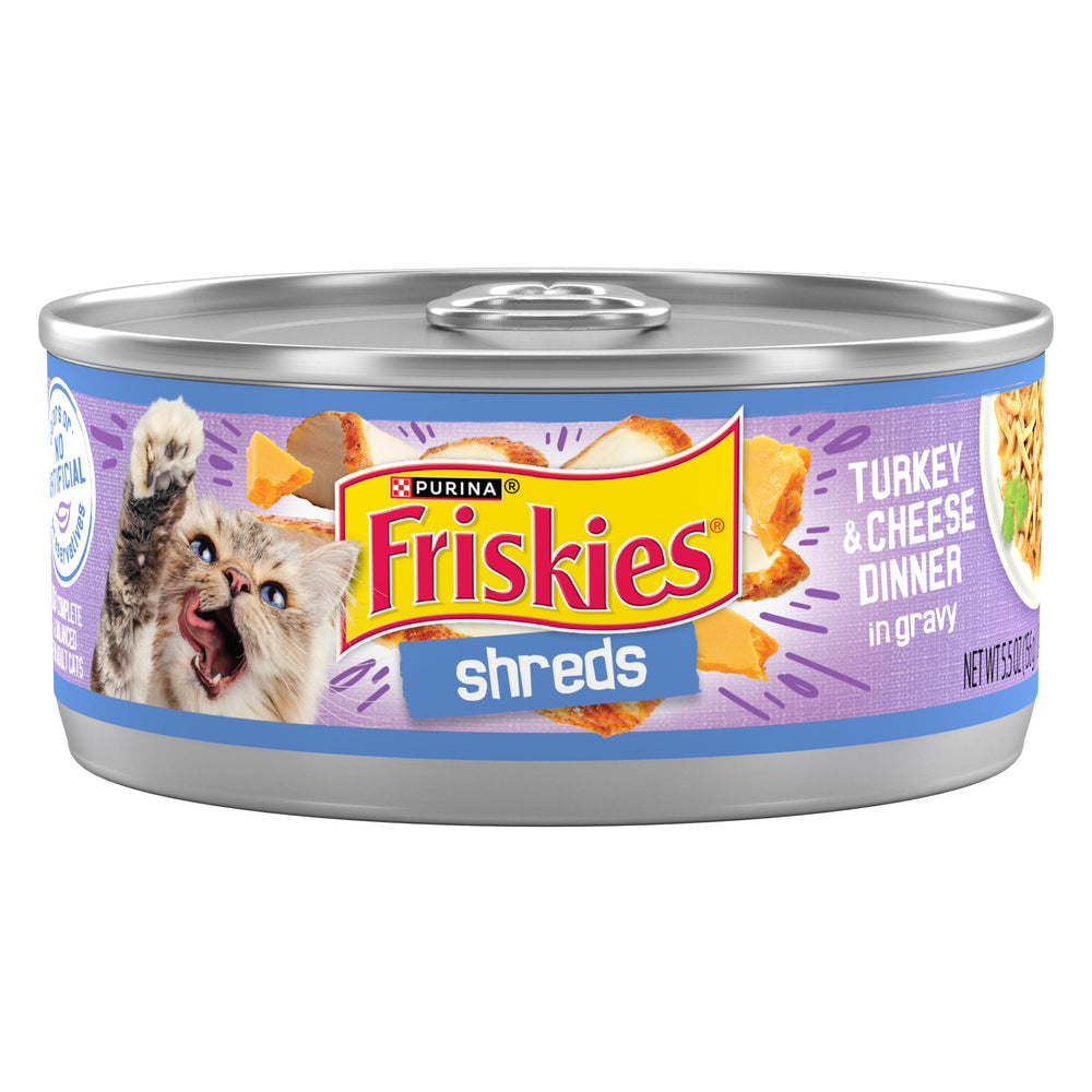 Friskies lata frente mostrando pavo y queso, atractivo visual