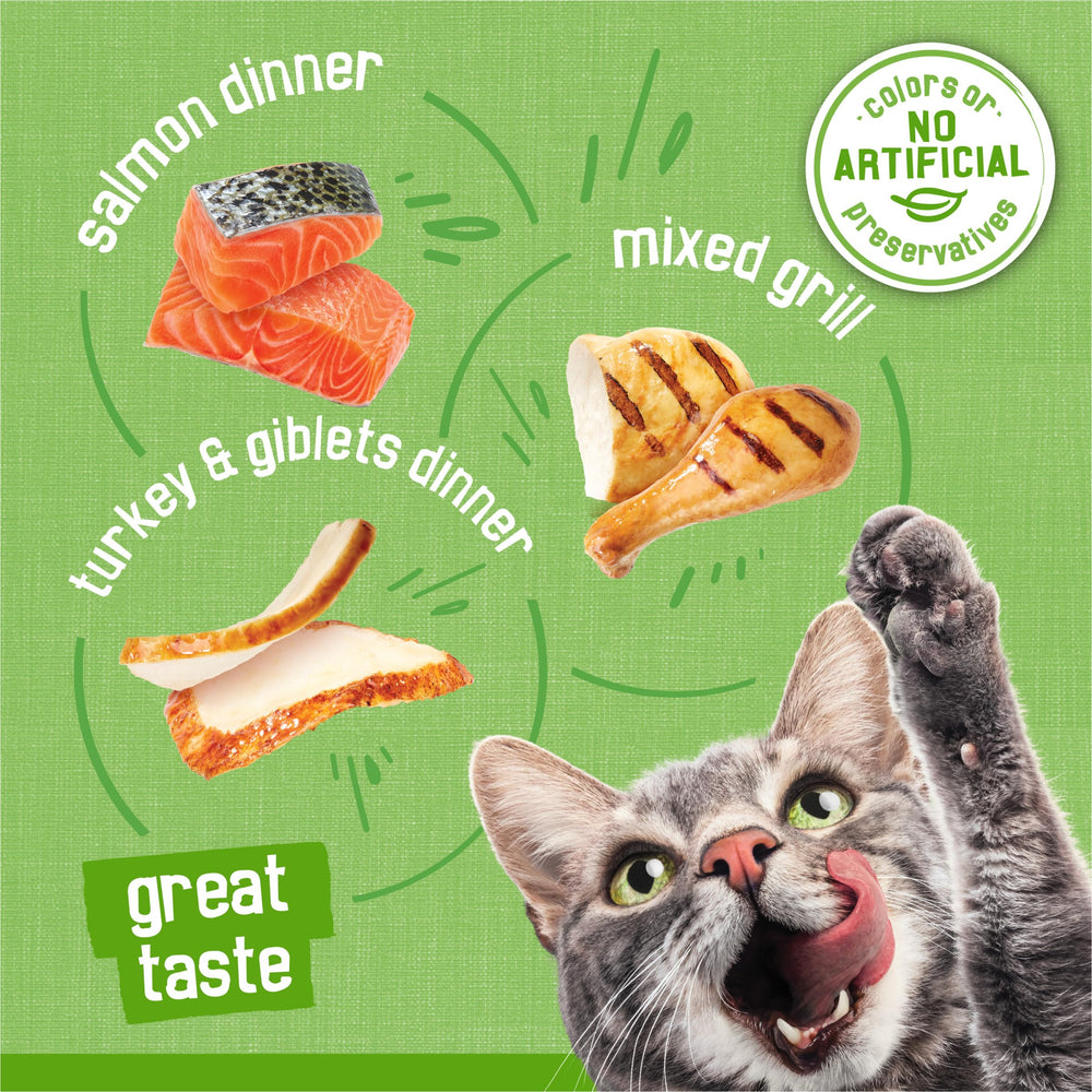 Friskies tres latas mostrando sabores salmón, pavo y mixed grill