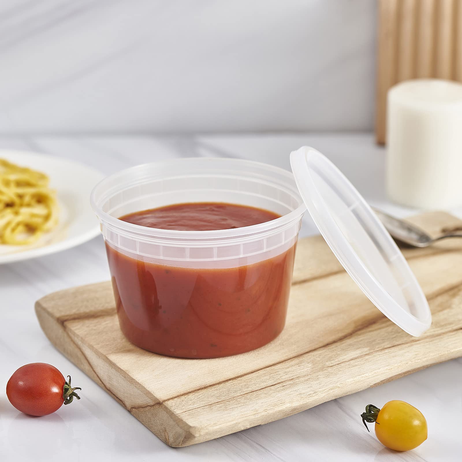 FULING comparación de tamaño en mano para mostrar capacidad de 16 oz y porciones claras