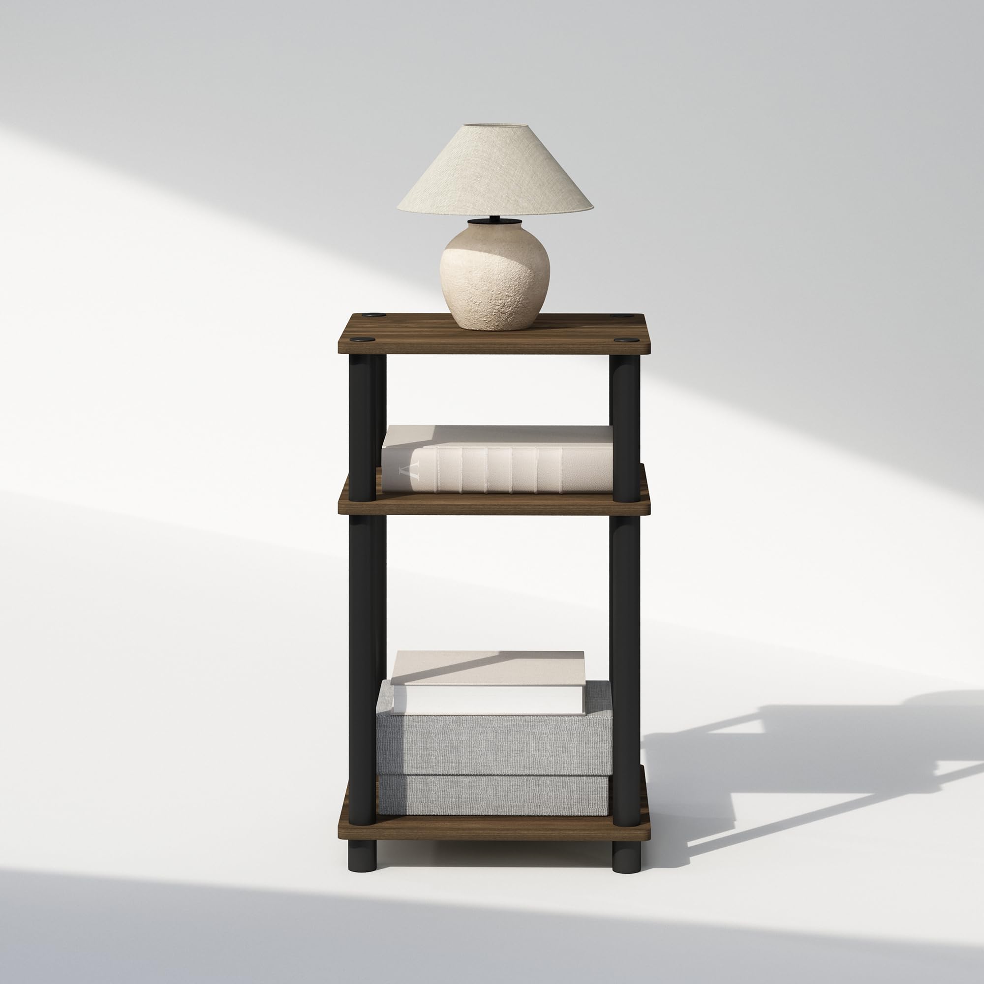 Furinno mesita con lámpara y libros muestra proporción real