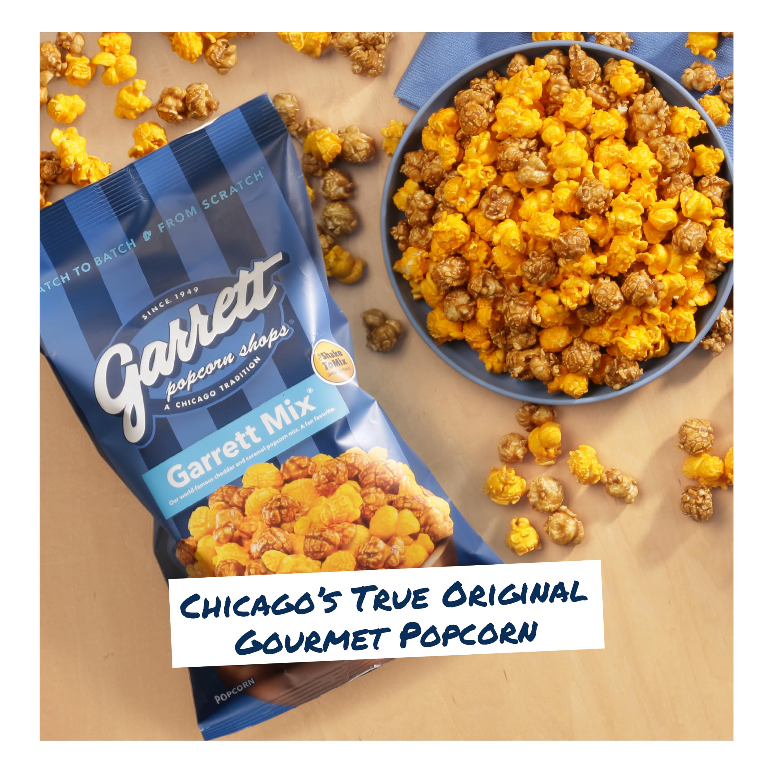 Garrett Popcorn Shops primer plano del recubrimiento de queso cheddar que resalta sabor intenso