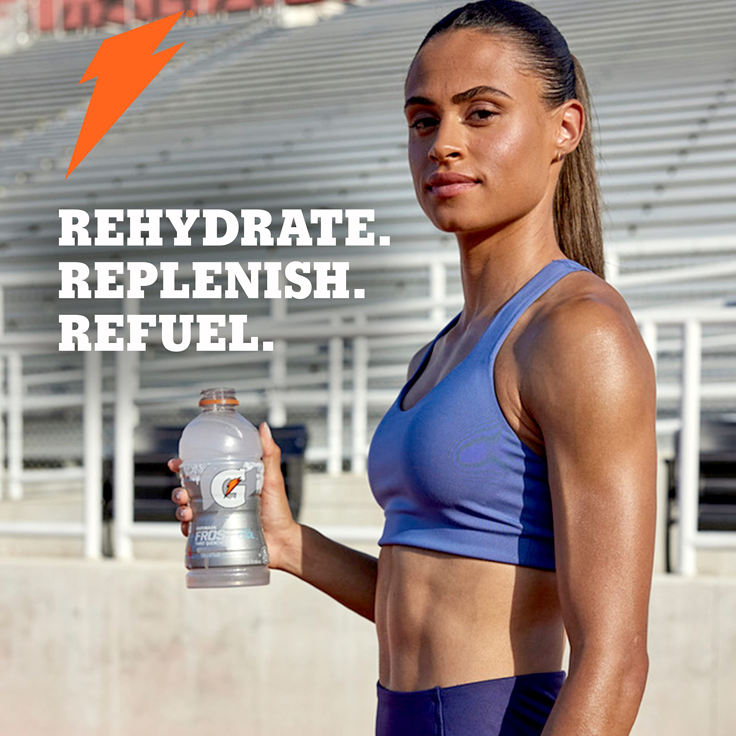 Gatorade líquido Frost en vaso, hidratación refrescante tras el ejercicio