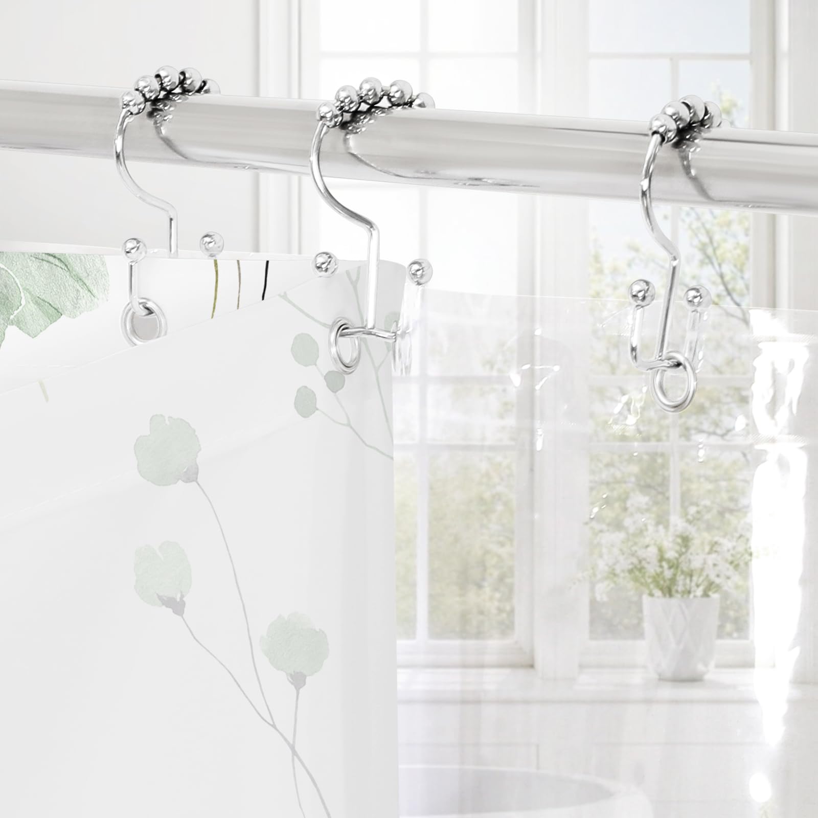 Gibelle cortina instalada en ducha, mejora el aspecto y conserva el baño seco