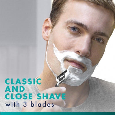 Gillette Mach3 cabezal bajo agua mostrando fácil limpieza