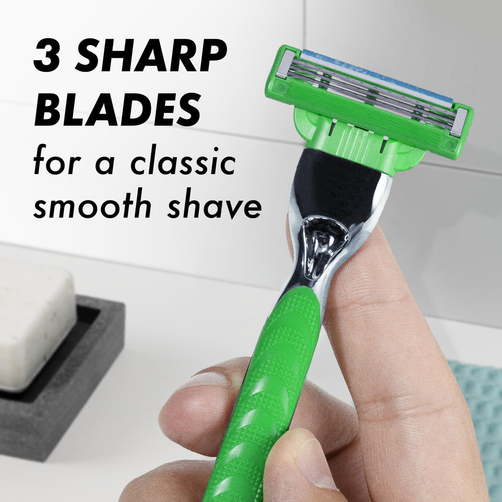 Gillette Mach3 Sensitive detalle de las tres hojas mostrando corte preciso