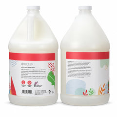 Etiqueta Ginger Lily Farms en primer plano destacando ingredientes y certificación PETA