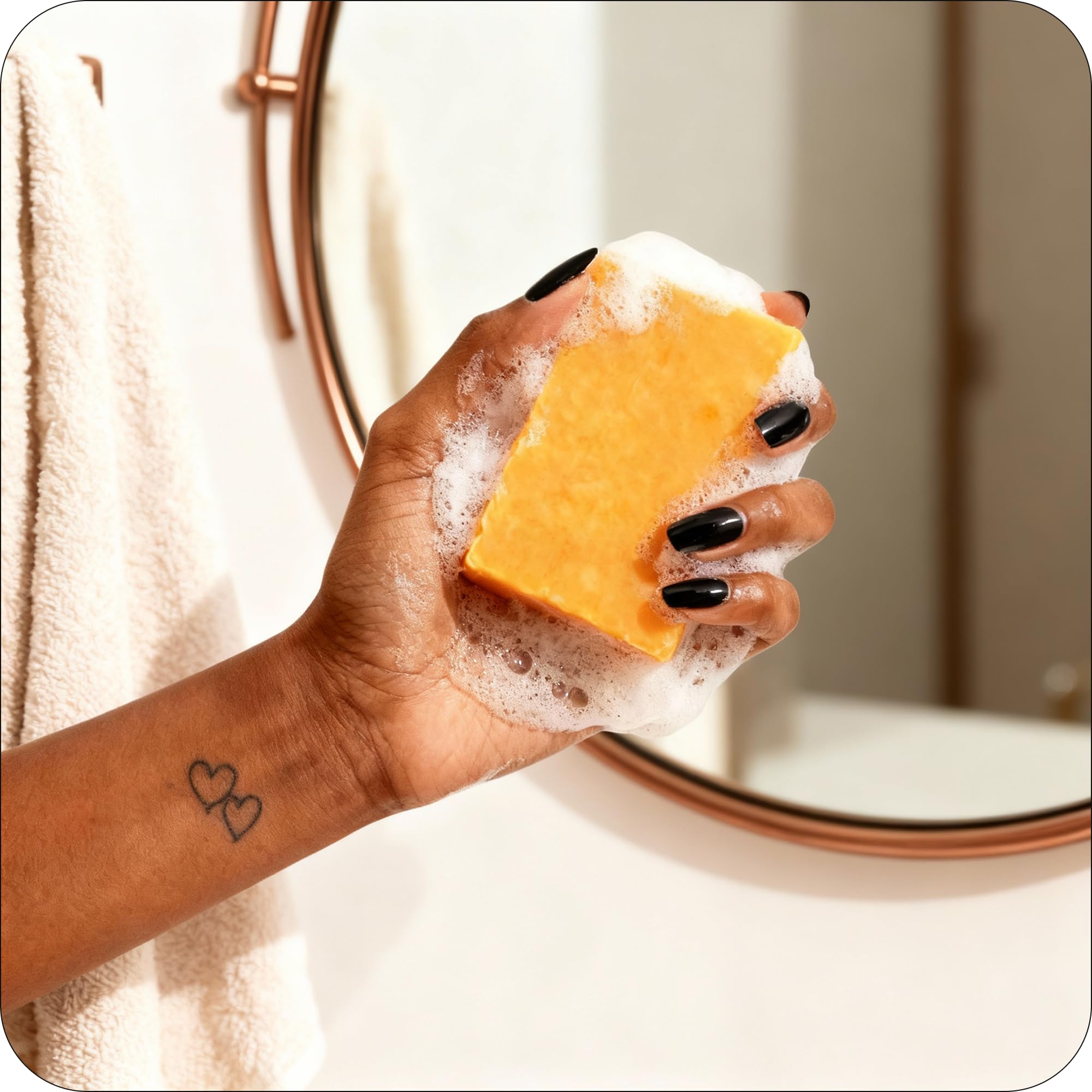 Glo Melanin etiqueta con ingredientes clave para transparencia y confianza