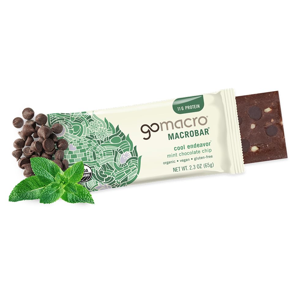 GoMacro barrita abierta con menta y chocolate, imagen que sugiere frescura