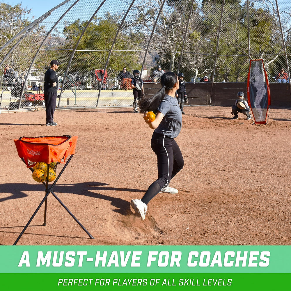 GoSports entrenador corrigiendo golpe con pelota para feedback técnico inmediato