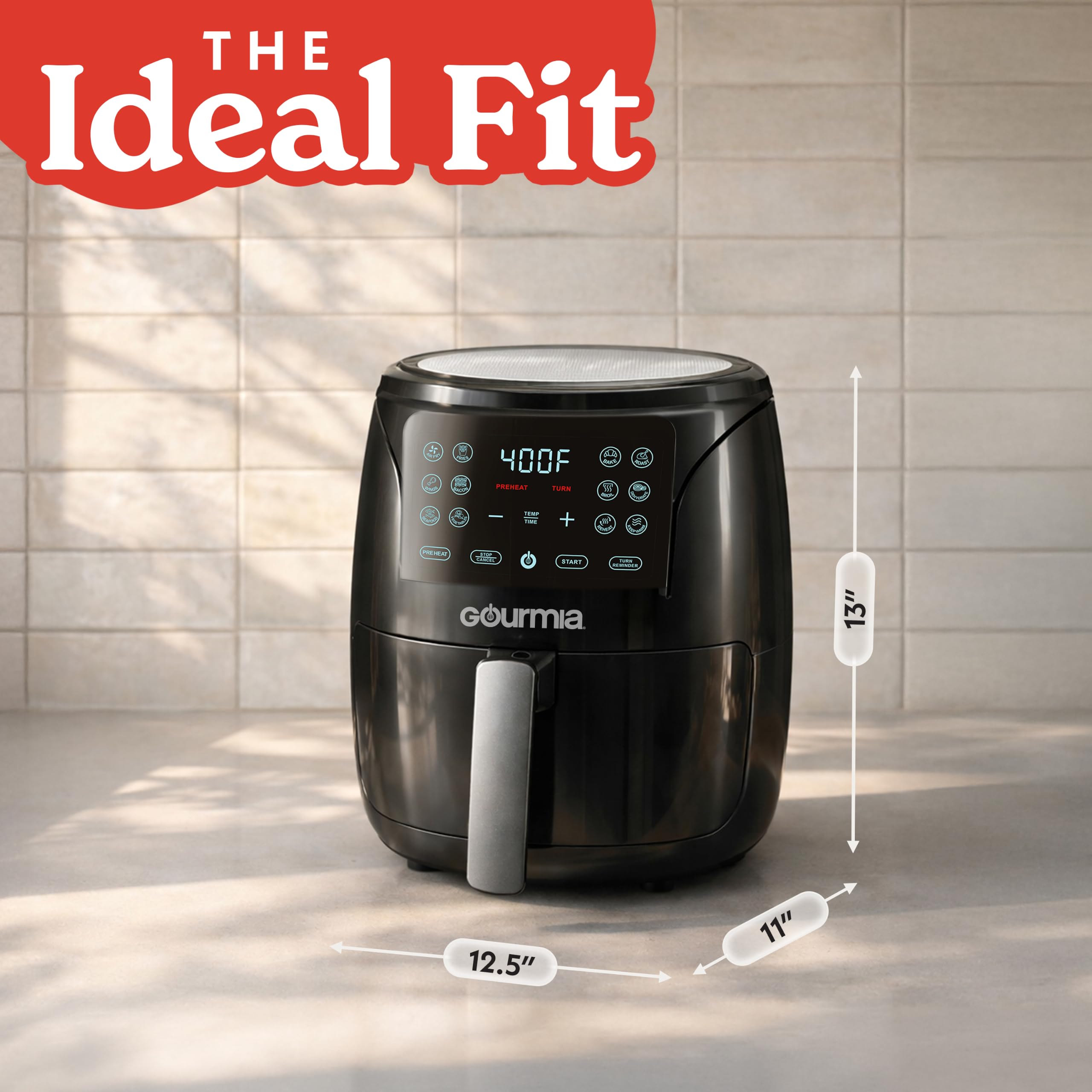 Gourmia integrada en una cocina compacta ideal para apartamentos y parejas