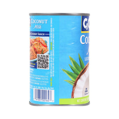 Goya leche de coco textura en cuchara demostrando cremosidad ideal para cocinar