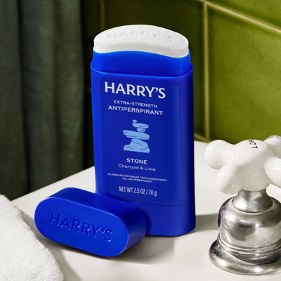 Harry's textura de la barra en primer plano, aplicación suave y sin residuos