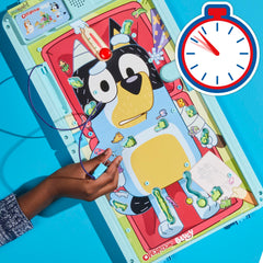 Hasbro termómetro luminoso encendido señalando el zumbido emocionante