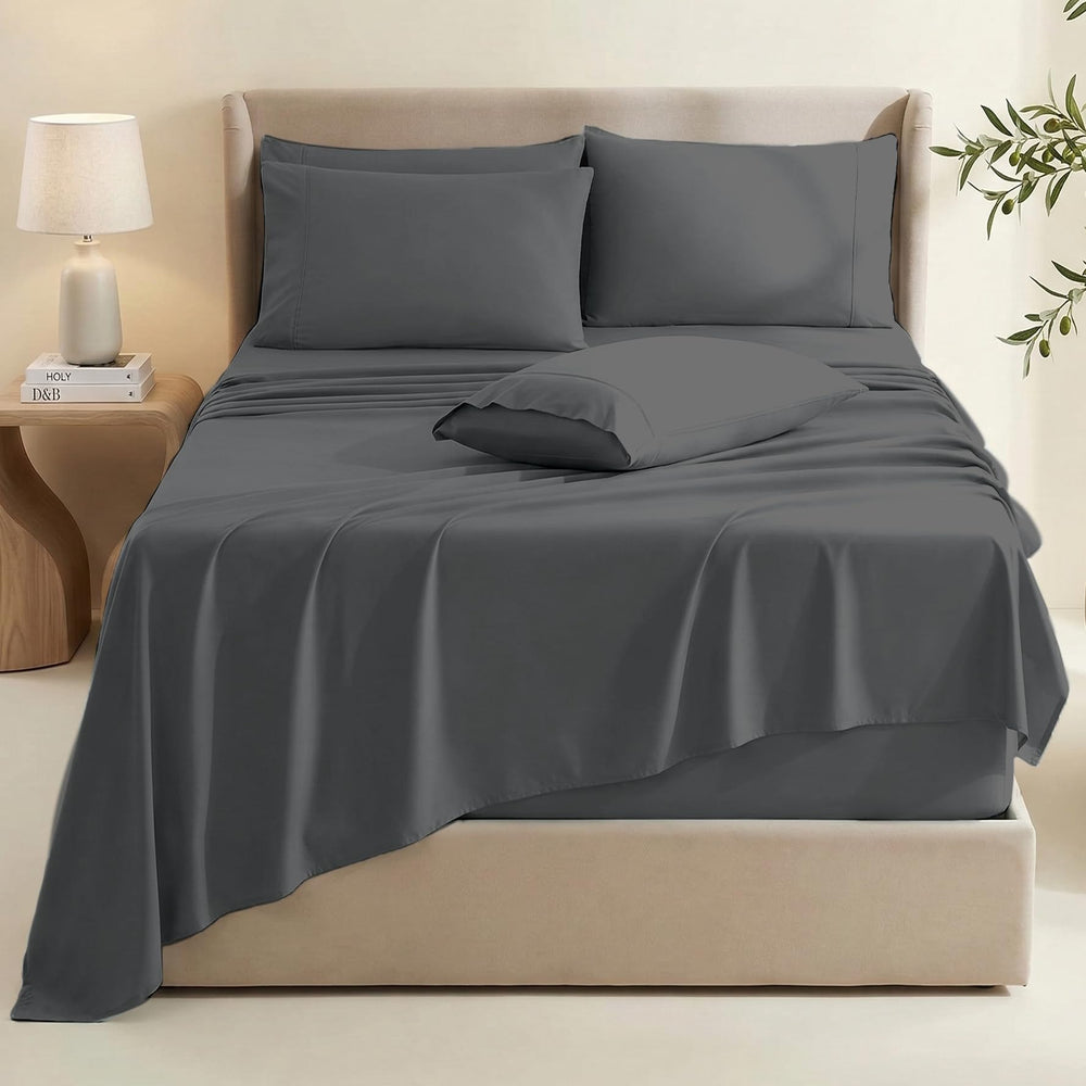 Hearth & Harbor detalle de microfibra doble cepillada, textura suave al tacto