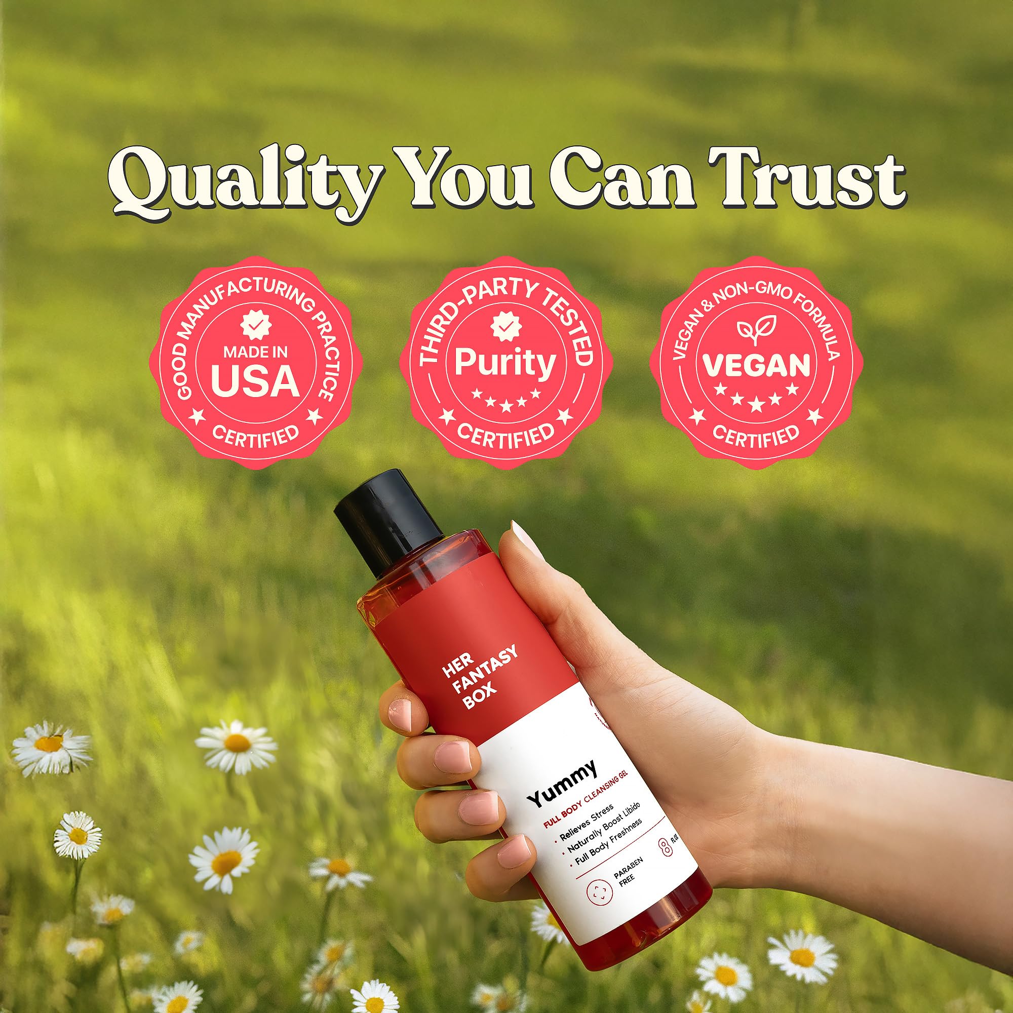 Her Fantasy Box Yummy cerca de frutas y aloe indicando extractos naturales
