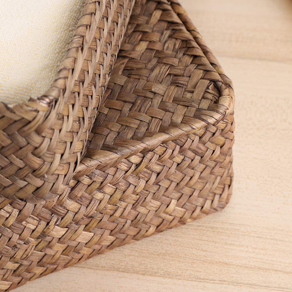 Hipiwe ambiente salón con cestas como elemento decorativo y organizador