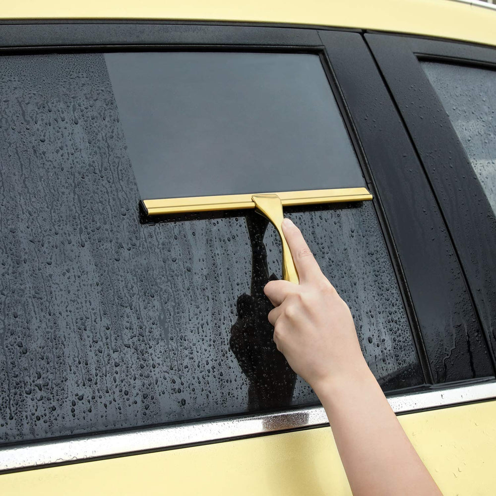 HIWARE limpiavidrios usado en ventana exterior para brillo rápido y fácil