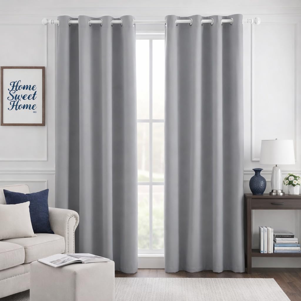 HOMEIDEAS vista frontal de cortina gris claro mostrando estética y privacidad