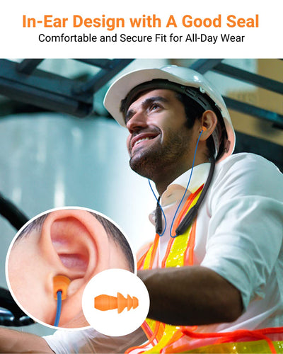 HomeSpot auriculares en uso con casco laboral mostrando compatibilidad y seguridad